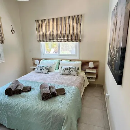 Porta Aurea Aya Napa