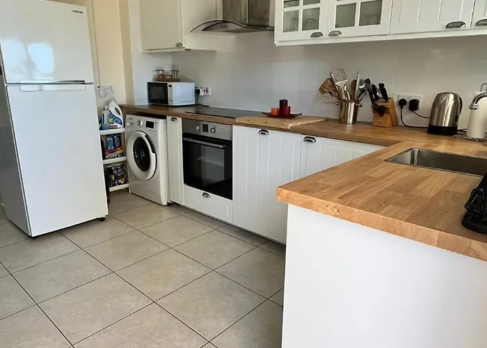 Porta Aurea Agia Napa