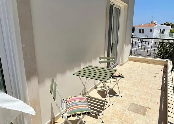 Porta Aurea Agia Napa